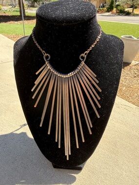 Fringe Bar Statement Necklace in Rose Gold